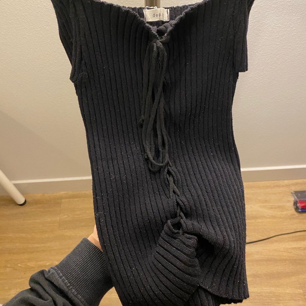 sweater - Picture 3 of 5